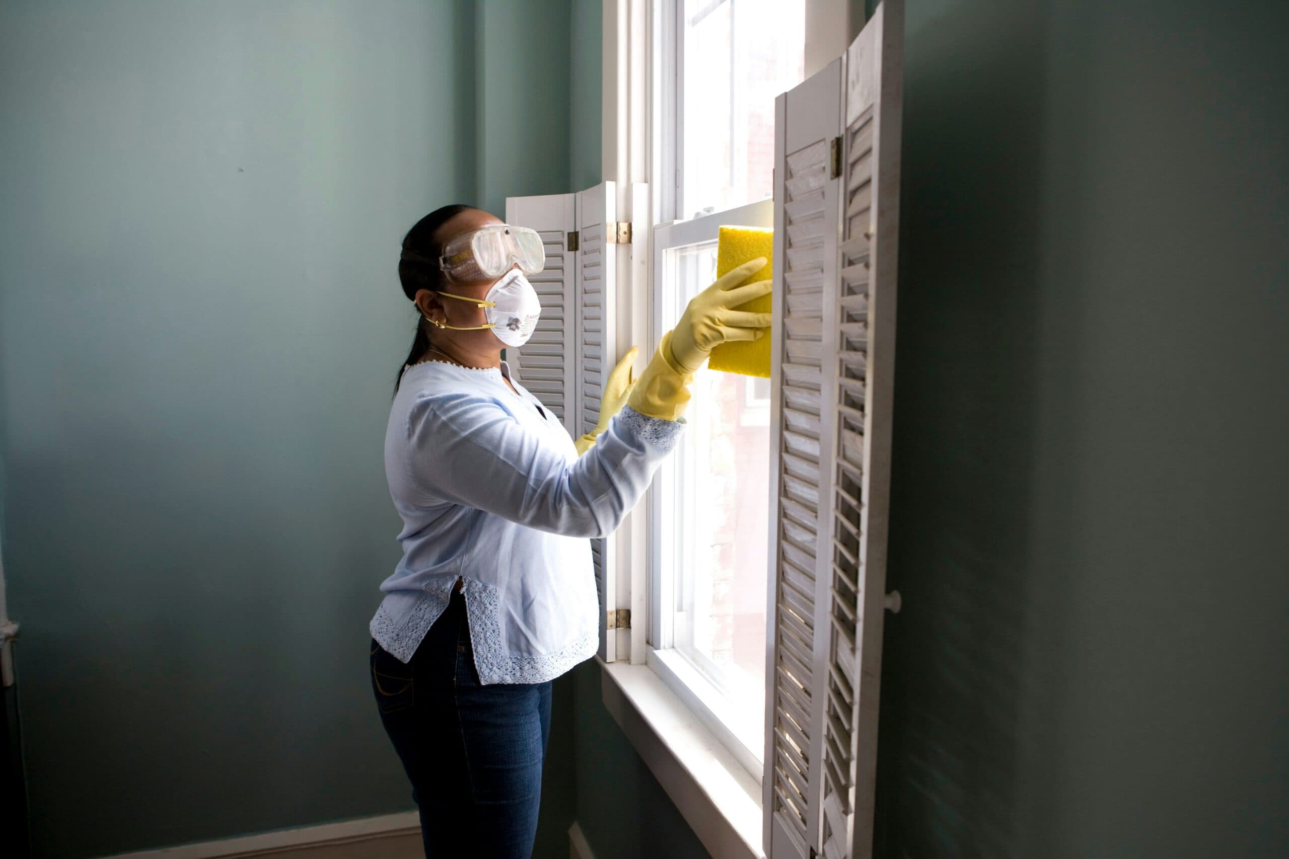 green-office-cleaning-implementing-eco-friendly-practices-in-your-workplace